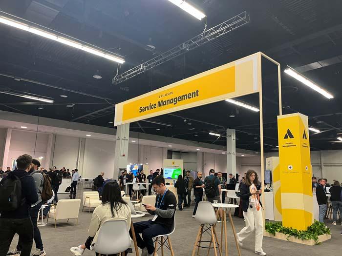 「Customer Service Management」ブースがある、Service Managementエリア