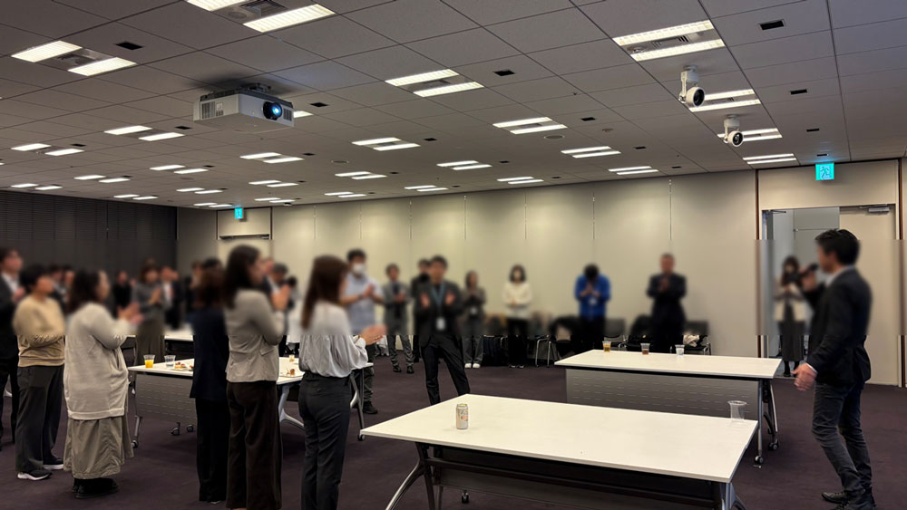 セッション後の交流会ではお客様同士で交流いただける場を