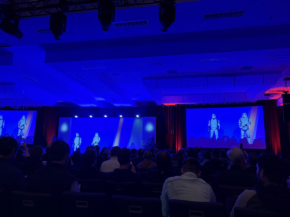 Team '26 Main Stage（Anaheim Convention Center）